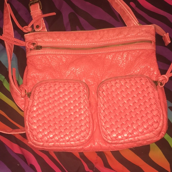 Sonoma life+style pink leather crossbody - Picture 2 of 7